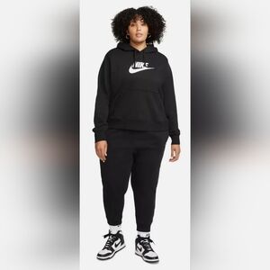 Nike Women's 1x Plus Size Joggers Black